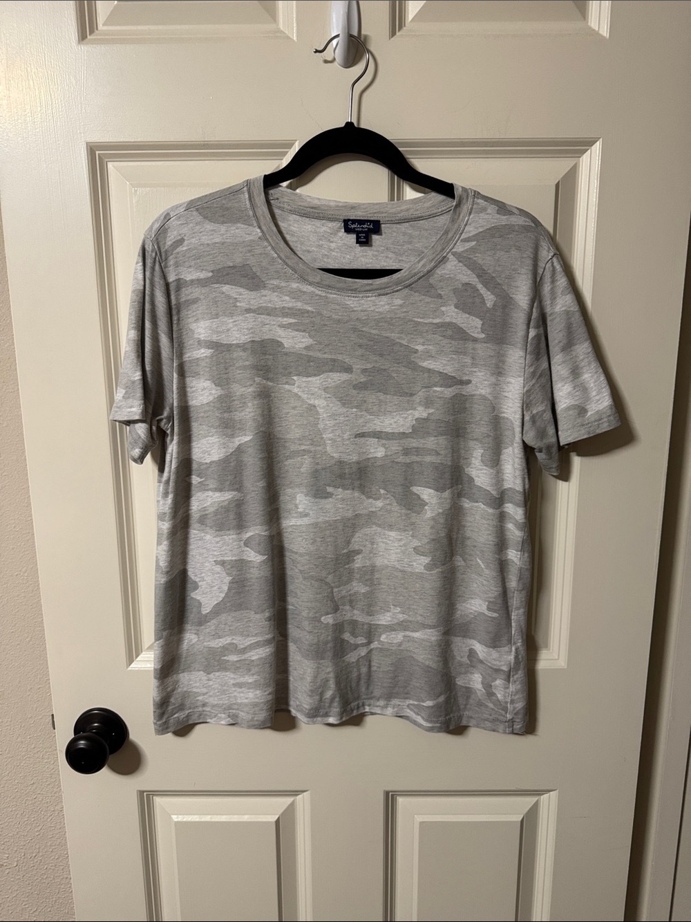 Splendid Men’s Gray Camo Short Sleeve Crewneck Tee